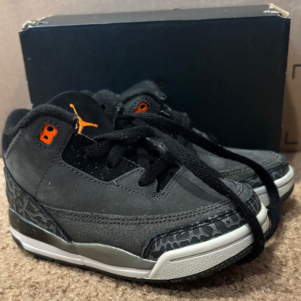 Jordan Kids Black and Orange Sneakers